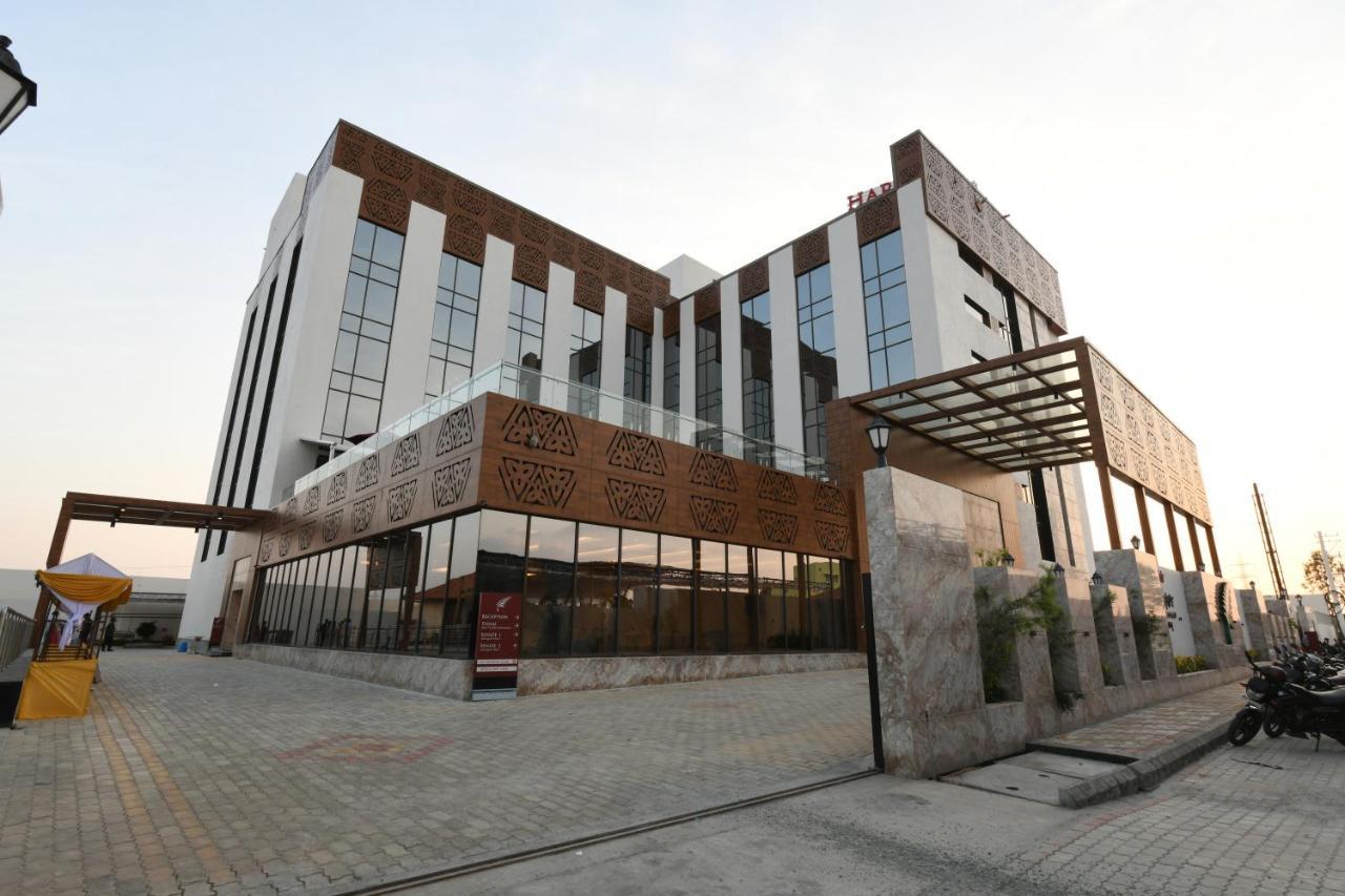 Harsha The Fern Shivamogga Otel Dış mekan fotoğraf