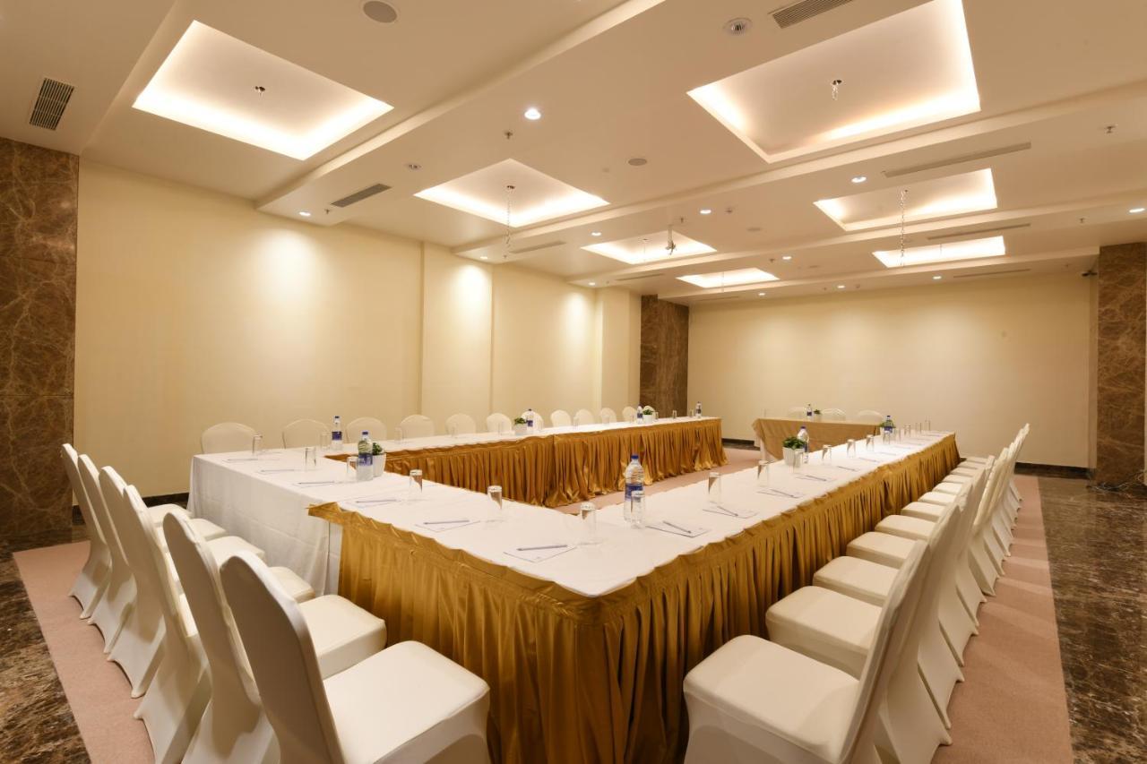 Harsha The Fern Shivamogga Otel Dış mekan fotoğraf