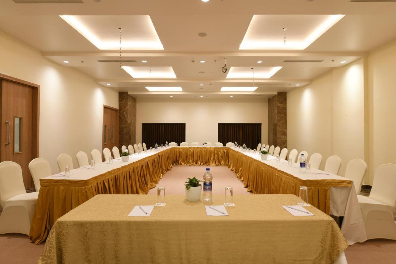 Harsha The Fern Shivamogga Otel Dış mekan fotoğraf